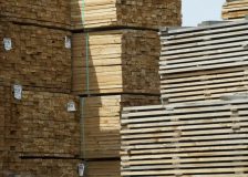 European softwood lumber exports to US rise sharply in 2022