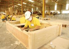 Vietnamese timber exporters face sharp decline in overseas orders